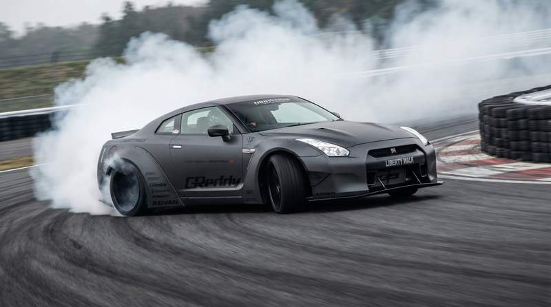 国产GTR漂移视频